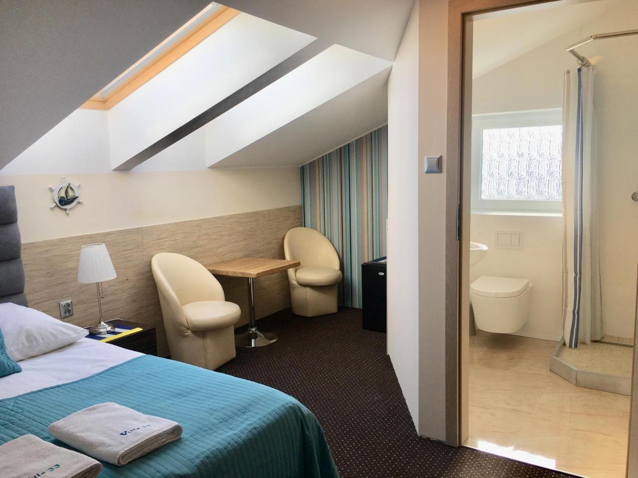 Villa 33 Blisko Plazy ソポト エクステリア 写真